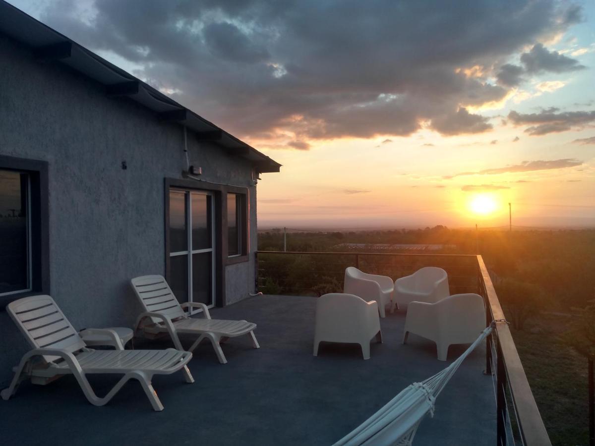 Anubis Aparthotel Villa de Merlo Bagian luar foto
